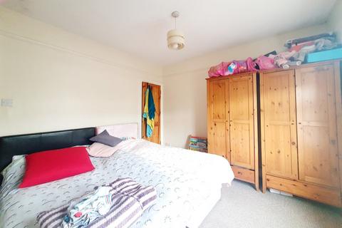 2 bedroom terraced house to rent, Eleanor Road, Bounds Green