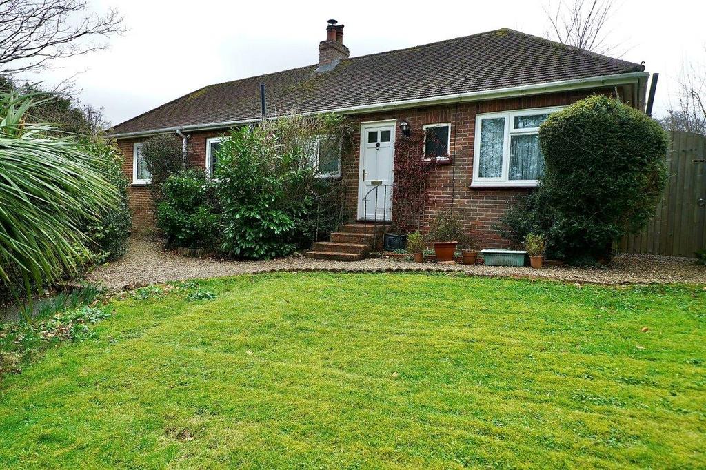Turners Green, Wadhurst, East Sussex... 3 bed bungalow £695,000