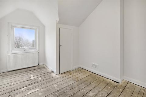 3 bedroom apartment for sale - Dempster Road, London, SW18