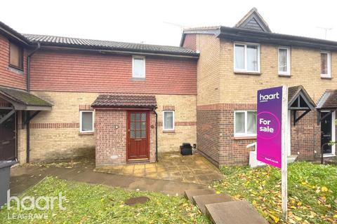 2 bedroom terraced house for sale, Gilderdale, Luton