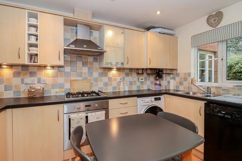 2 bedroom apartment for sale, Farriers Way, Chesham, HP5