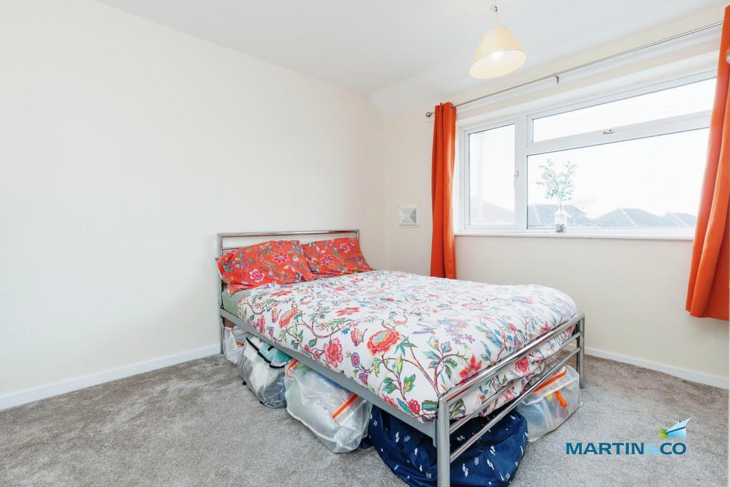 Bedroom 1- Angle 2