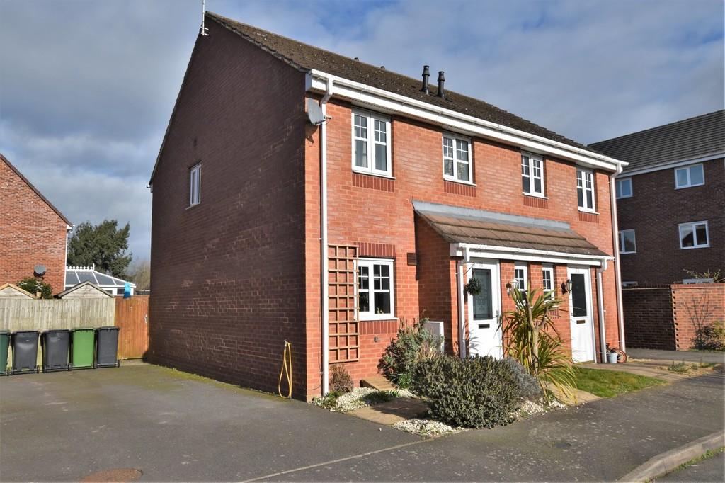 Hampton Drive, Market Drayton 2 bed semidetached house £89,950