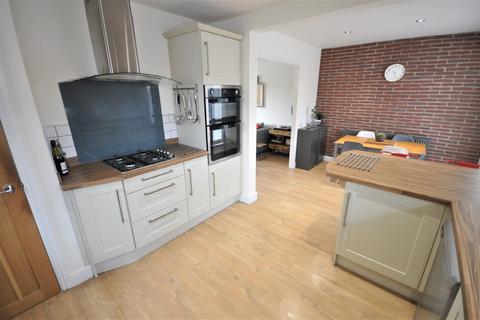 46b Queen Street, Thorne, Doncaster, DN8 5AA