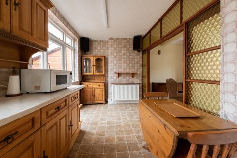 92 Matlock Road, London, E10 6DJ