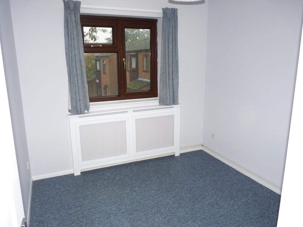 Bellevue Close, Potton 1 bed apartment £135,000