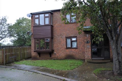 12 Bellevue Close, Potton, Sandy, SG19 2DG