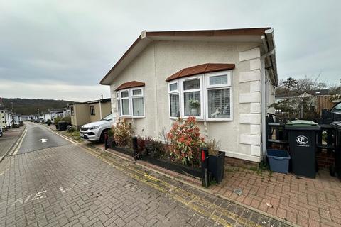 2 bedroom mobile home for sale, Woodbine Close, Waltham Abbey
