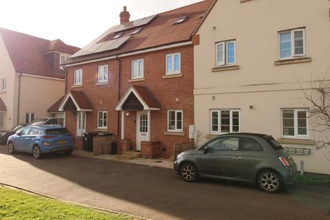 4 bedroom terraced house for sale - Yew Tree Close, Potton