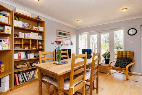16 Hartland Road, Epping, CM16 4PE