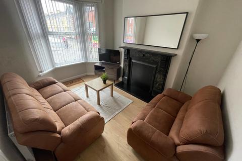 4 bedroom end of terrace house to rent, Edinburgh Road, Kensington, Liverpool