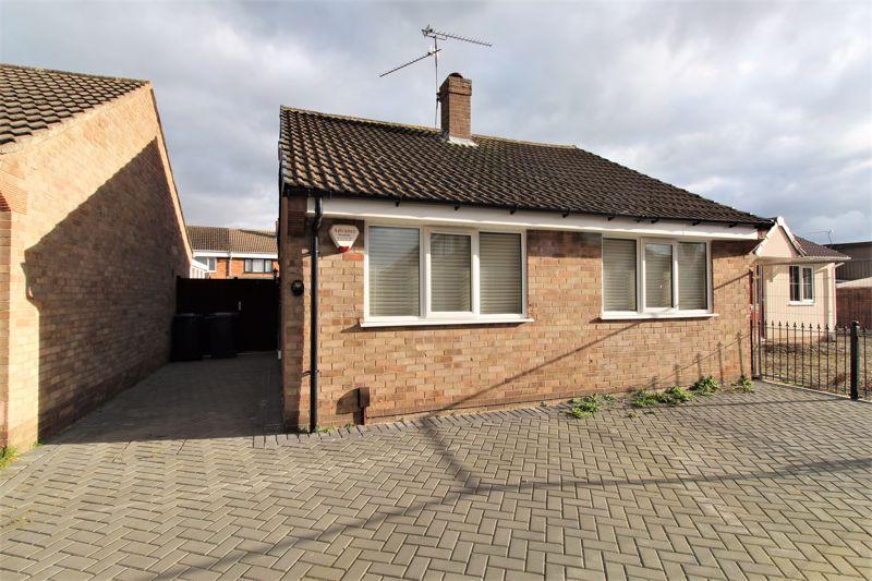 Tay Close, Stenson fields 2 bed detached bungalow for sale £209,950