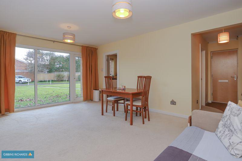 Sitting/Dining Room