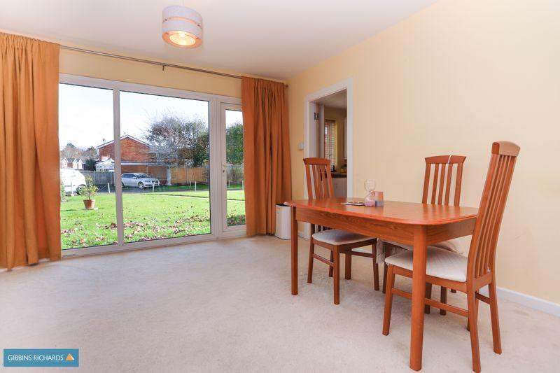 Sitting/Dining Room
