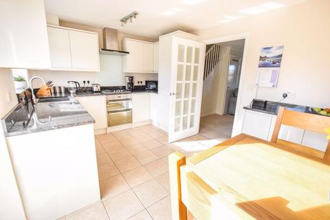 8 The Buntings, Exminster, Exeter, EX6 8SL