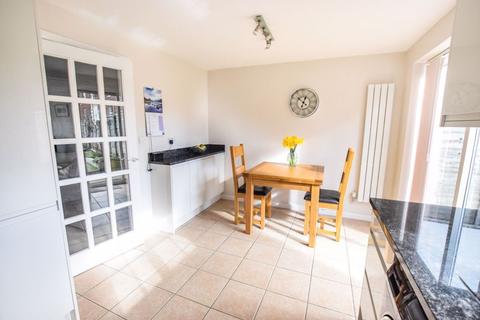 8 The Buntings, Exminster, Exeter, EX6 8SL