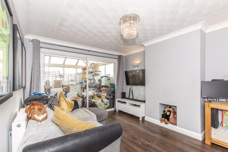 Thirlmere Crescent, Sompting, BN15 9UE 2 bed semidetached bungalow for sale £395,000