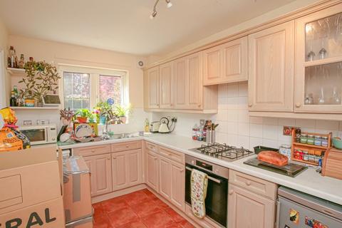 36 Bishops Orchard, East Hagbourne, Didcot, OX11 9JS