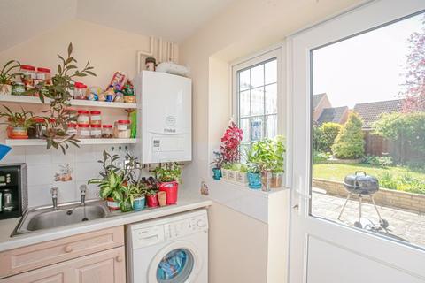 36 Bishops Orchard, East Hagbourne, Didcot, OX11 9JS