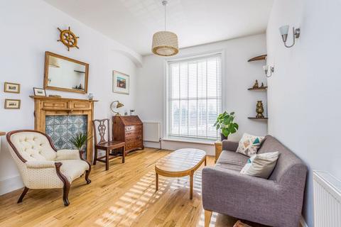 1 bedroom flat for sale, Clifton Terrace, Southsea