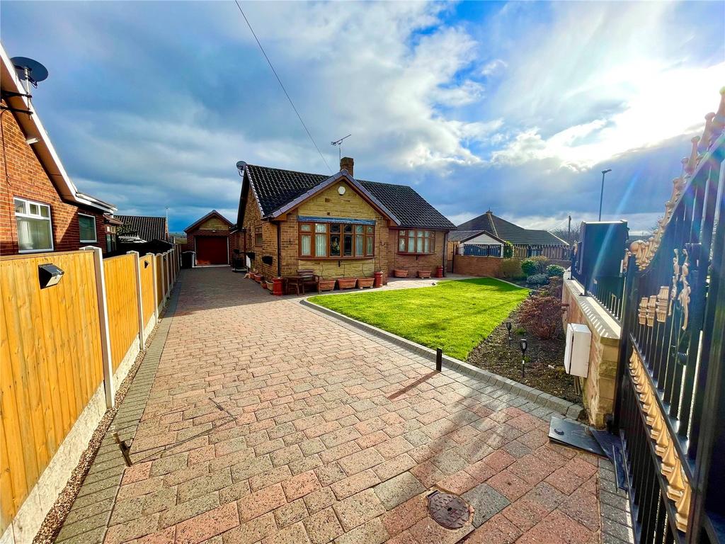 Fairfield, Birdwell, S70 2 bed bungalow for sale £300,000