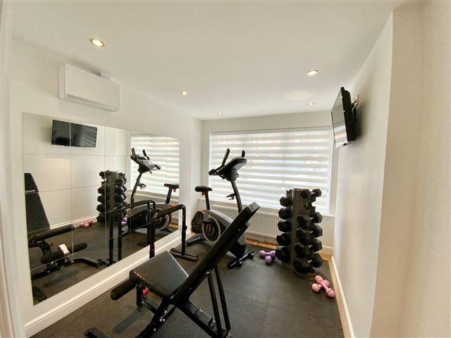 Gym/office