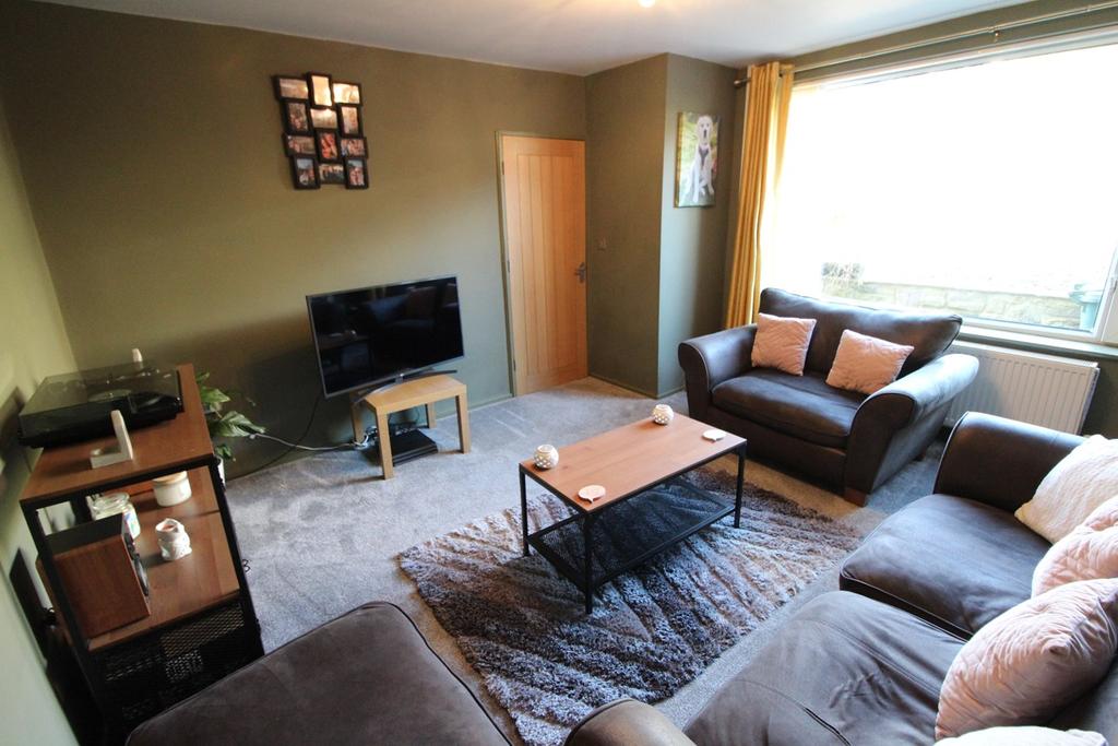 Harewood Road, Keighley, BD22 3 bed semidetached house £169,995