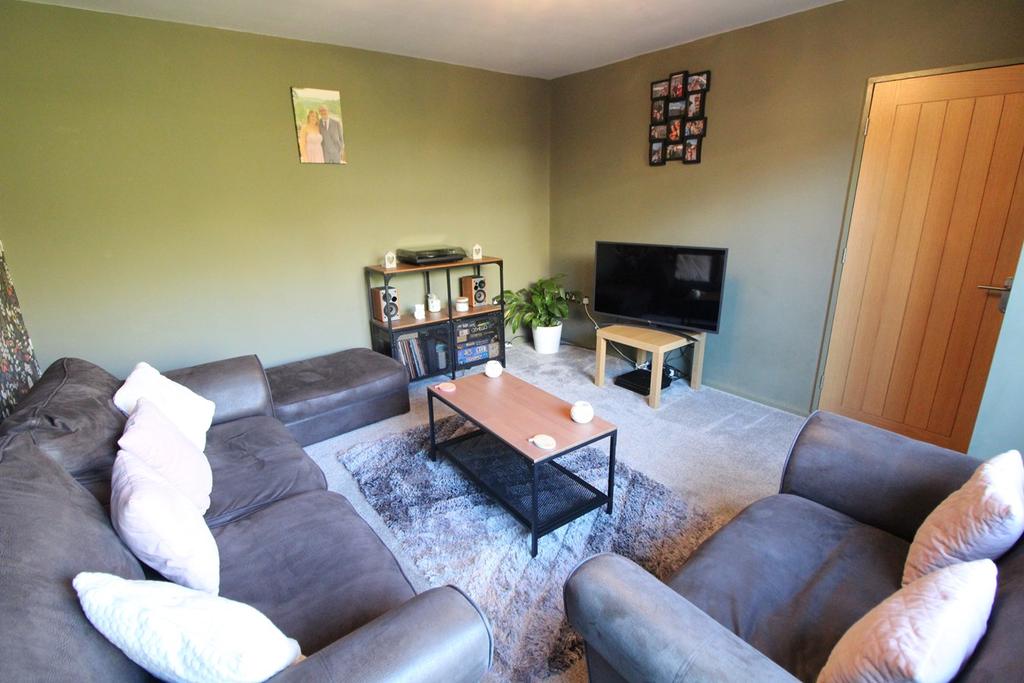 Harewood Road, Keighley, BD22 3 bed semidetached house £169,995