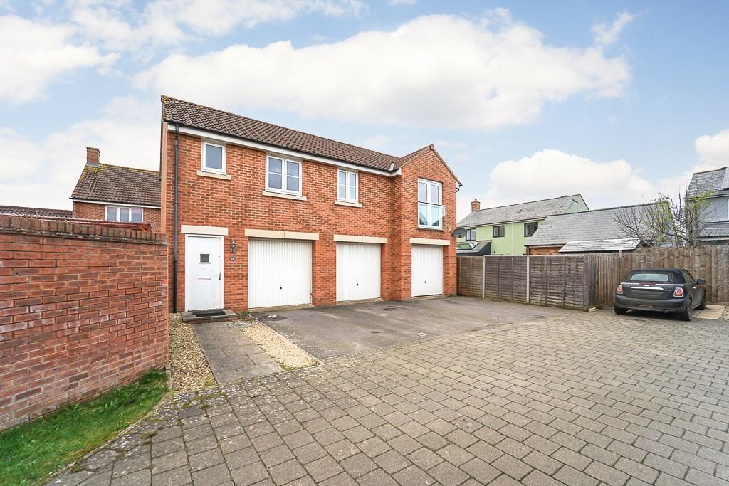 Redpoll Drive, Portishead, Bristol, BS20 2 bed coach house £315,000