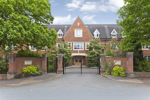 3 bedroom apartment to rent, Ormonde Place, Old Avenue, Weybridge, Surrey, KT13