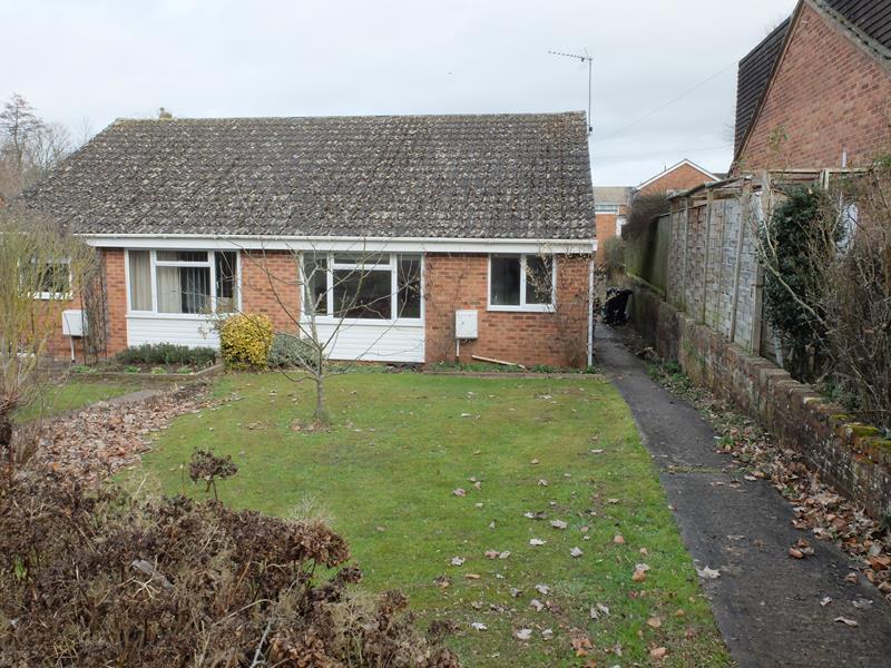 13 The Butts, Newent, Gloucestershire, GL18 2 bed semidetached