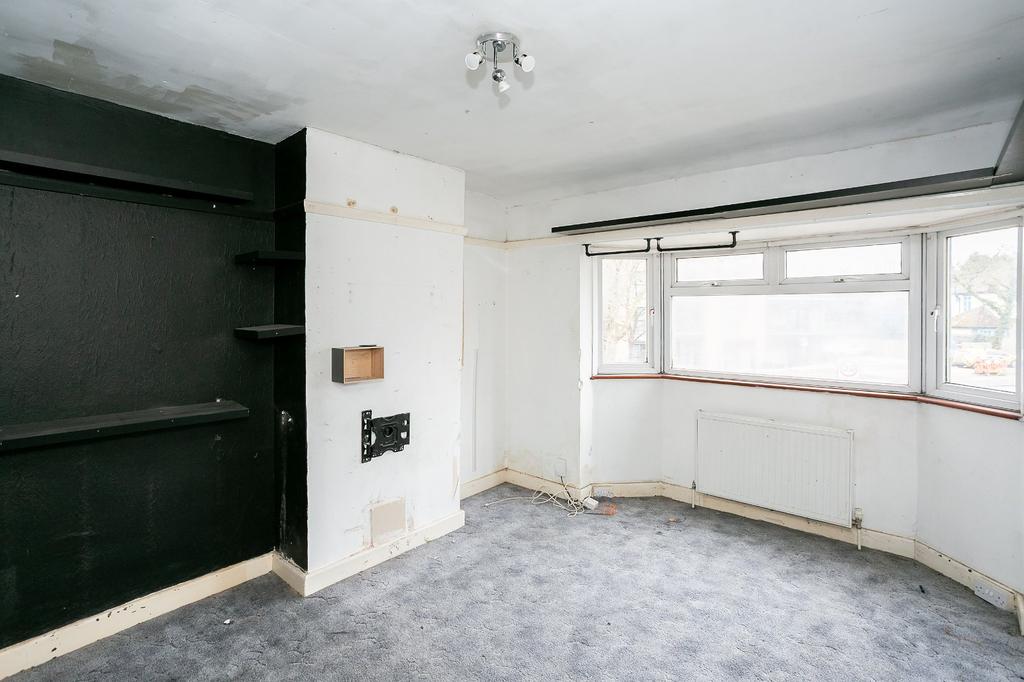Eastbury Road, Watford, Hertfordshre... 3 bed semidetached house £