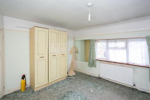 79a Eastbury Road, Watford, WD19 4JP