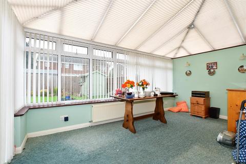 4 Adam Close, Coxheath, Maidstone, ME17 4QU