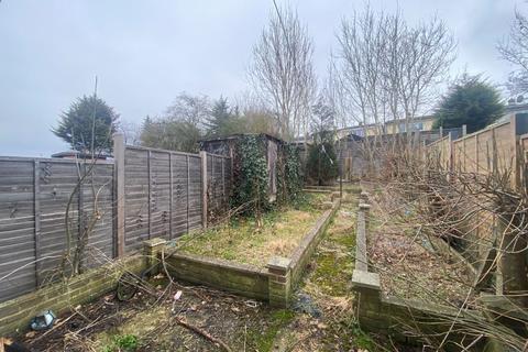 138 Canons Brook, Harlow, CM19 4EQ