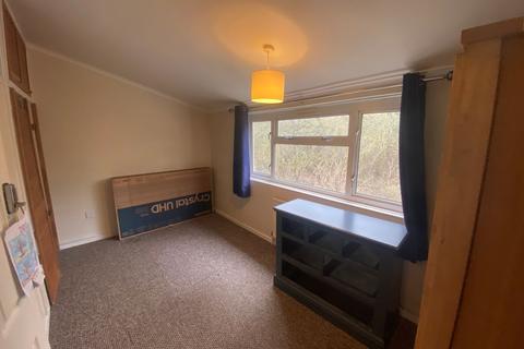 138 Canons Brook, Harlow, CM19 4EQ