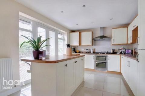 8 Baltic Close, Derby, DE24 1AL