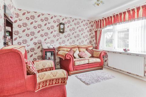 4 bedroom semi-detached bungalow for sale - Cawood Drive, Skirlaugh, Hull,  HU11 5EN