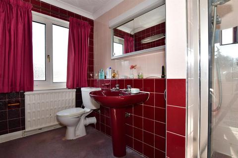5 Elm Close, Higham, Rochester, ME3 7NH
