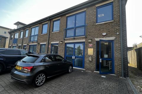 Office to rent, Gateway Mews, N11