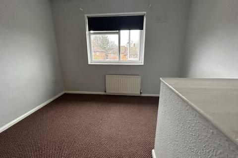 4 bedroom terraced house to rent, Burchester Avenue,  Headington,  OX3