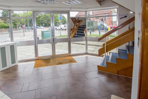 Office to rent - Lower Richmond Road, TW9