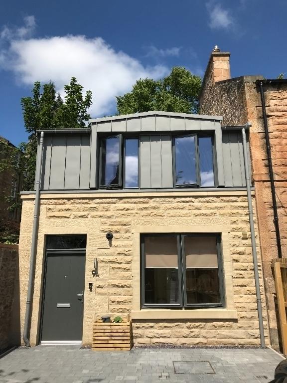 Canaan Lane, Morningside, Edinburgh... 3 bed semidetached house £2,195 pcm (£507 pw)