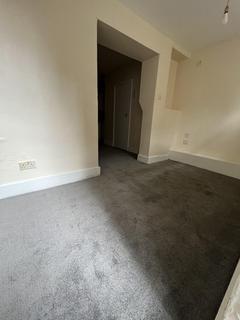 Studio to rent, Studio Flat For Rent in Philip Lane N15