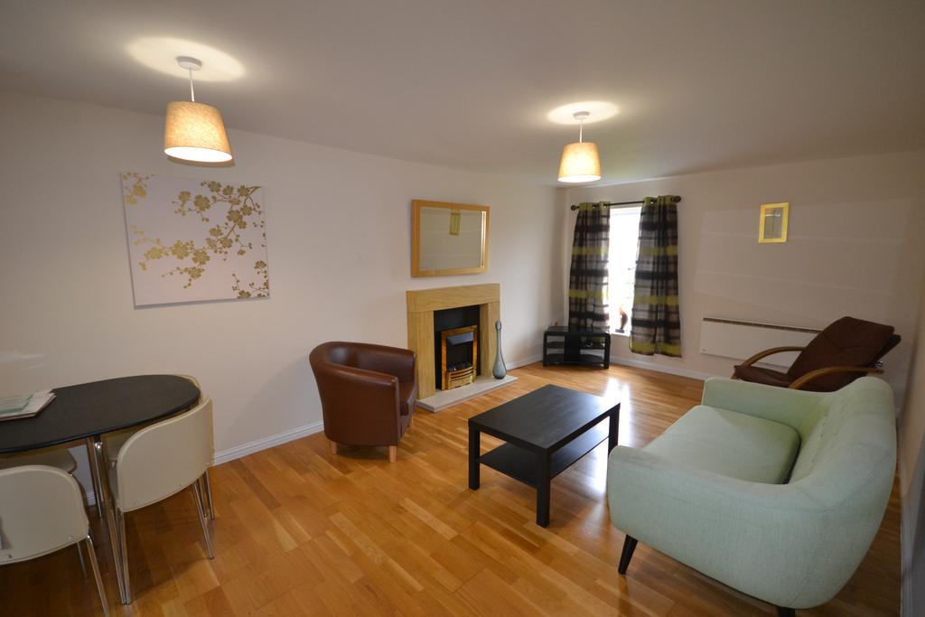 Bonnington Close, St Helens, WA10 2 bed flat £625 pcm (£144 pw)