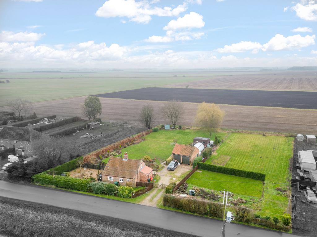 Thorpe Bank, Little Steeping, PE23 3 bed detached house for sale £375,000