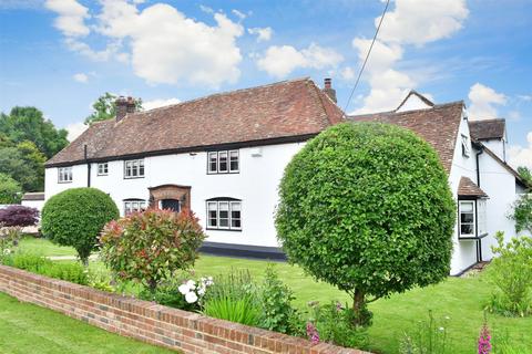 4 bedroom detached house for sale, Kake Street, Waltham, Canterbury, Kent