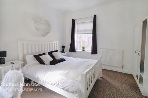 3 bedroom terraced house to rent, Watson Street, Stoke-on-trent