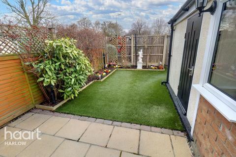 159 Jerounds, Harlow, CM19 4HH