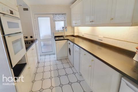 159 Jerounds, Harlow, CM19 4HH
